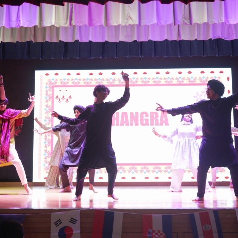 202405013_culture_fesitval_ASB_lunch_perform (34 of 96)