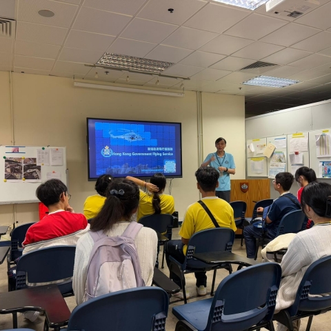 A Day with Hong Kong's Sky Heros (10)