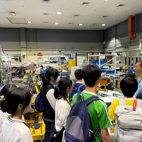 A Day with Hong Kong's Sky Heros (1)