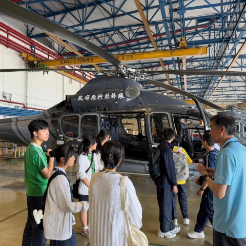 A Day with Hong Kong's Sky Heros (8)