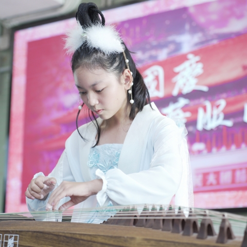 TAK09713