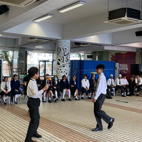 Chinese Cultural Performance: Juggling Show for Non-Chinese Speaking Students